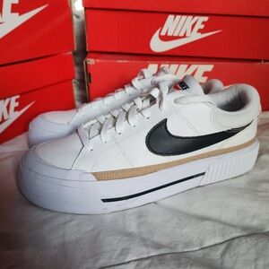 Nike Court legacy lifted